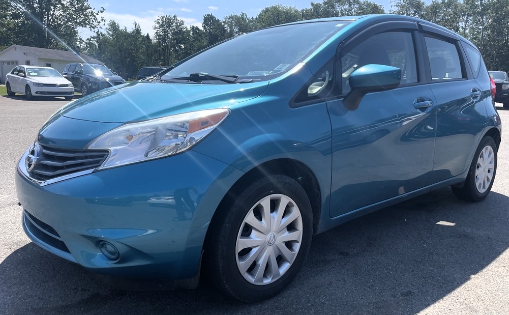 Nissan Versa Note (2014-2019)<br> FormFit Side Window Visors